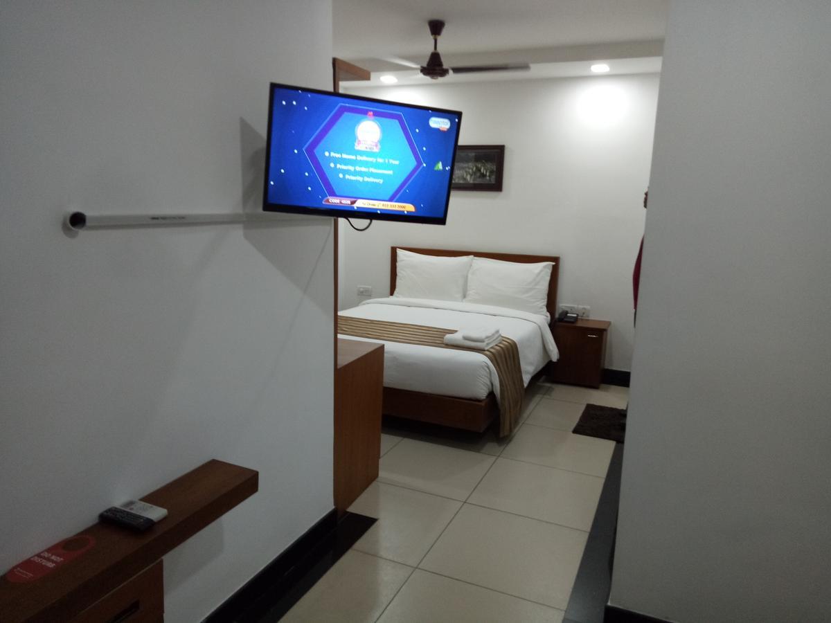 Pgs Inn Kochi Zewnętrze zdjęcie